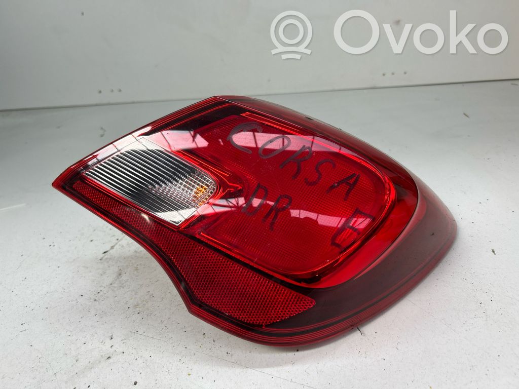Rear/tail lights   460034366,39068624,0287614334