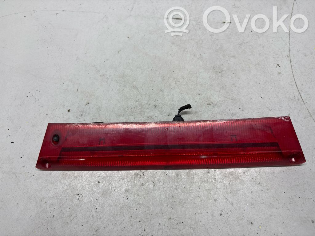 Troisième feu stop   8A6113A613AG,8A6113A613BC,L90021048,90021059