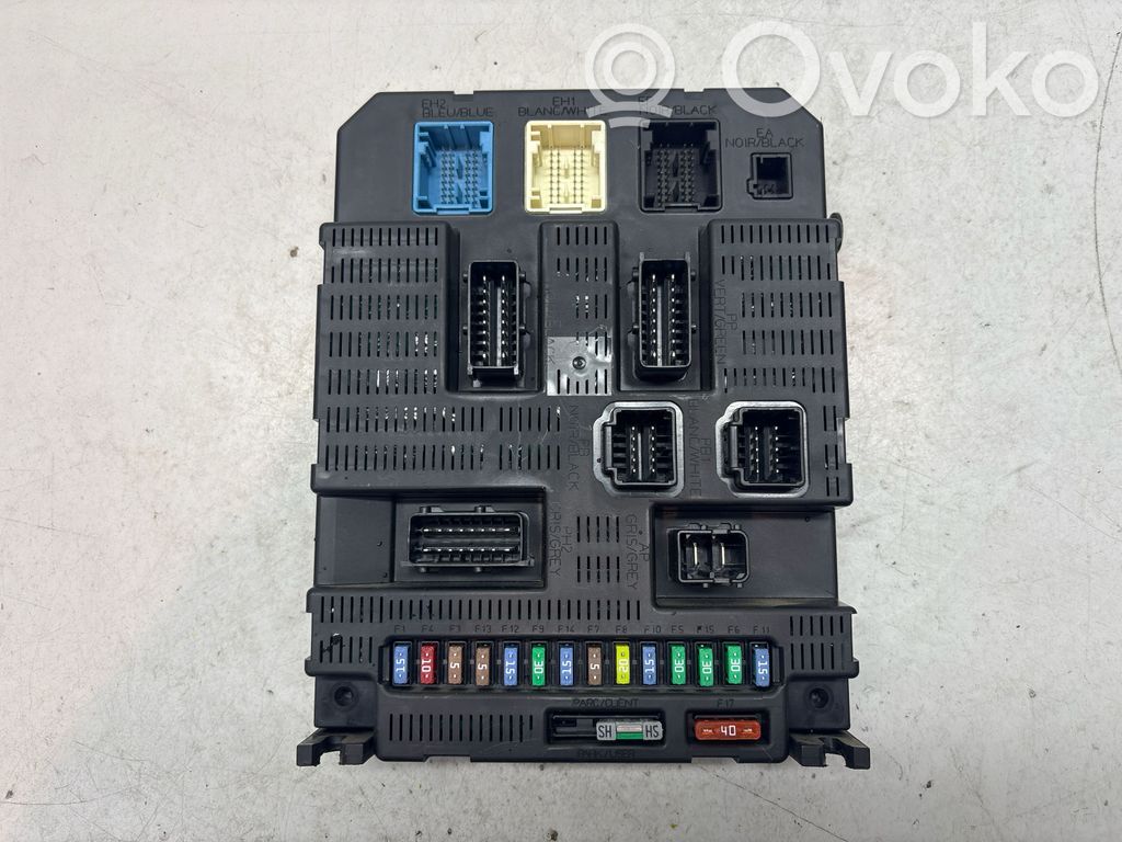 Citroen C3 Saugiklių blokas 