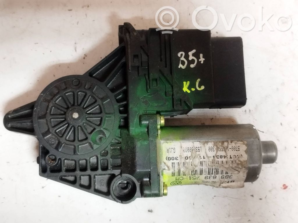 Volkswagen PASSAT B5.5 Silniczek podnoszenia szyby drzwi tylnych 