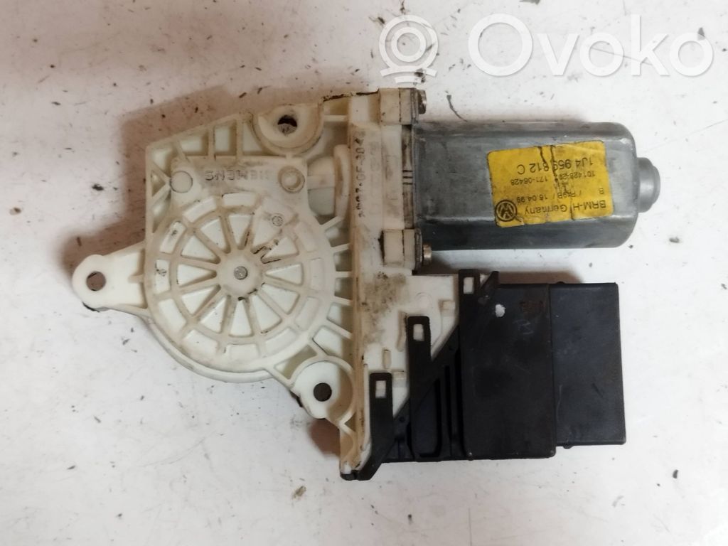 Volkswagen Golf IV Elektryczny podnośnik szyby drzwi 