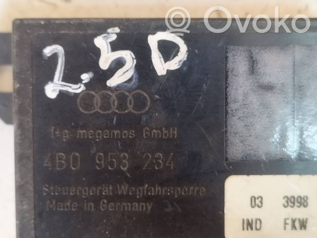 Audi A8 S8 D2 4D Immobilizer control unit/module 