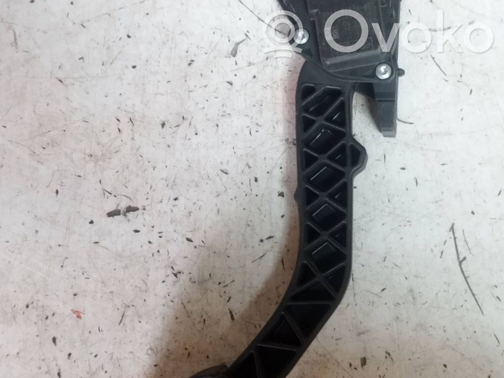 Ford Focus C-MAX Accelerator throttle pedal 