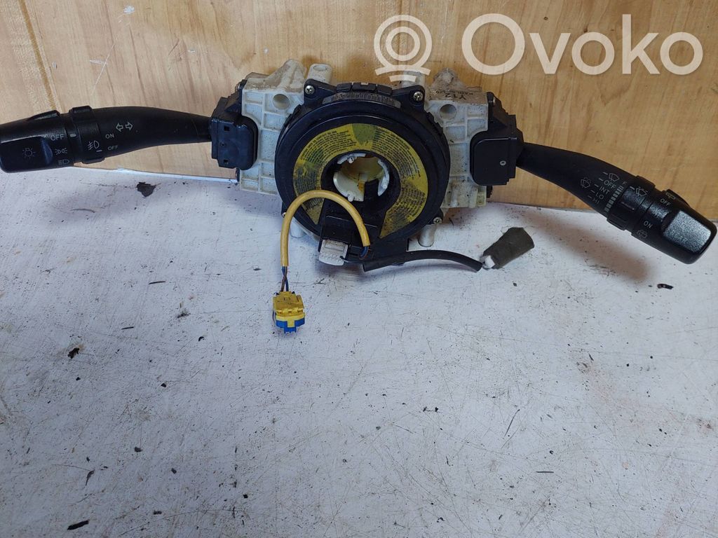 KIA Sorento Wiper turn signal indicator stalk/switch 