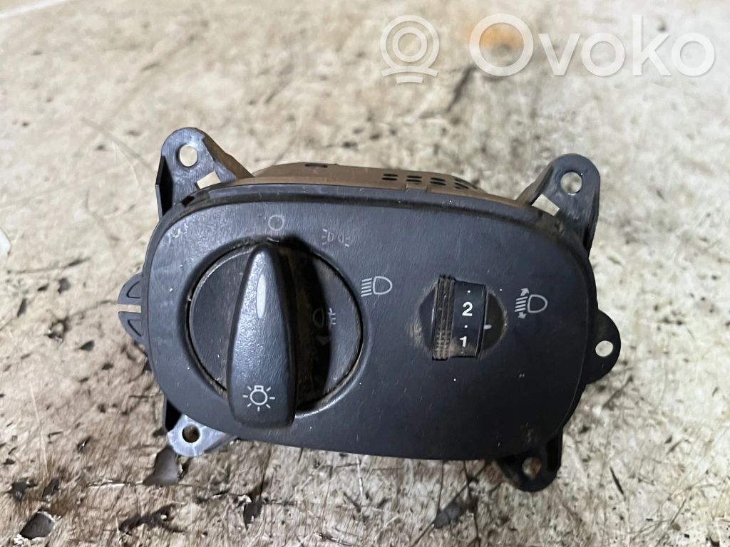 Interruptor de luz   YC1T13A024BB,04052811,000623B