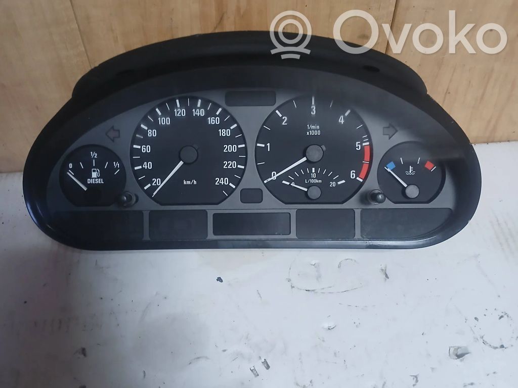 Speedometer (instrument cluster)   4117708,030530,0263639160