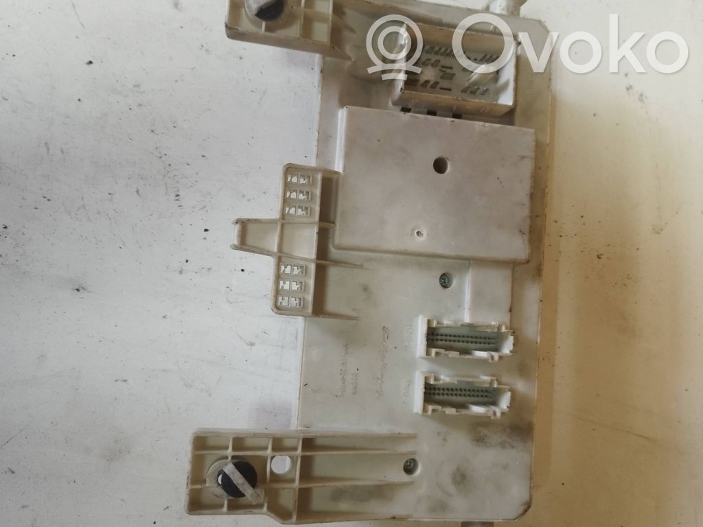 Volvo S40 Fuse module 