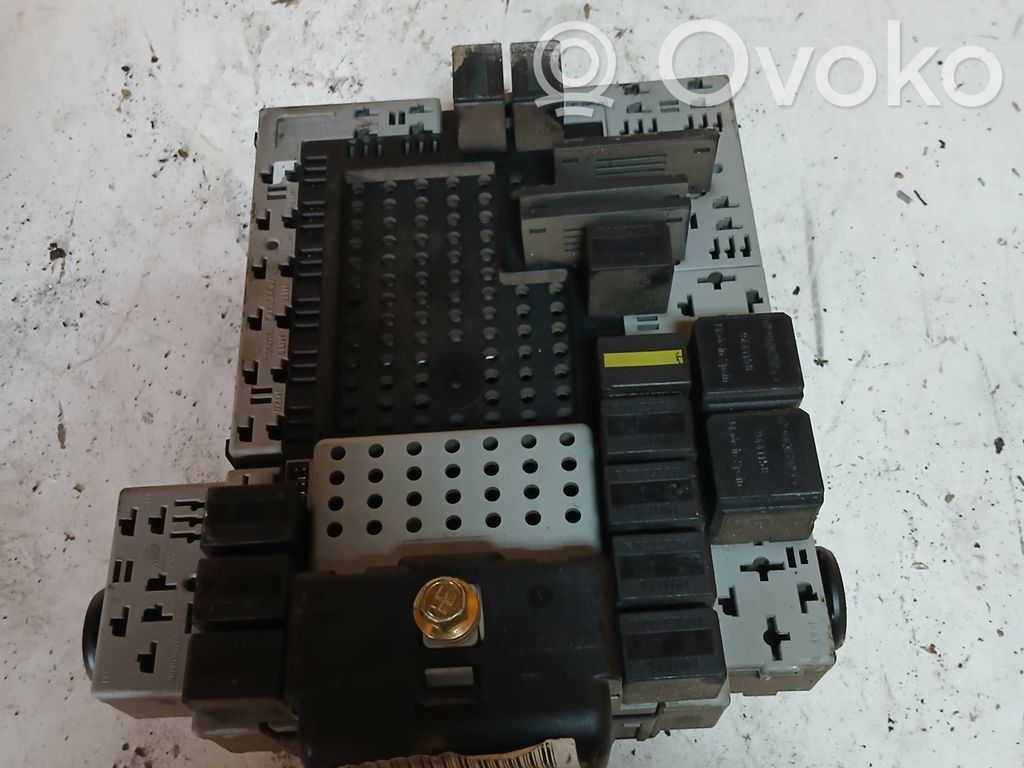 Volvo V70 Fuse module 