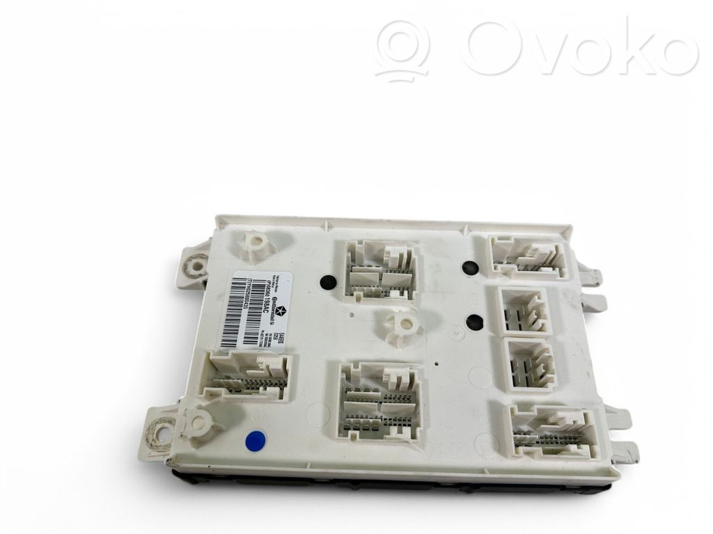 Chrysler Pacifica Comfort/convenience module 