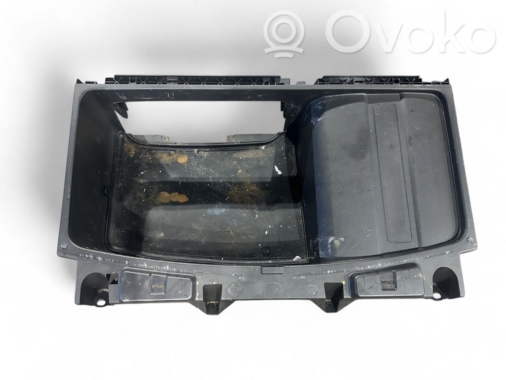 Dodge Durango III Trunk bottom trim panel 