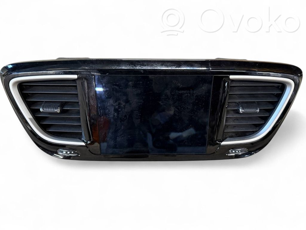 Chrysler Pacifica Screen/display/small screen 
