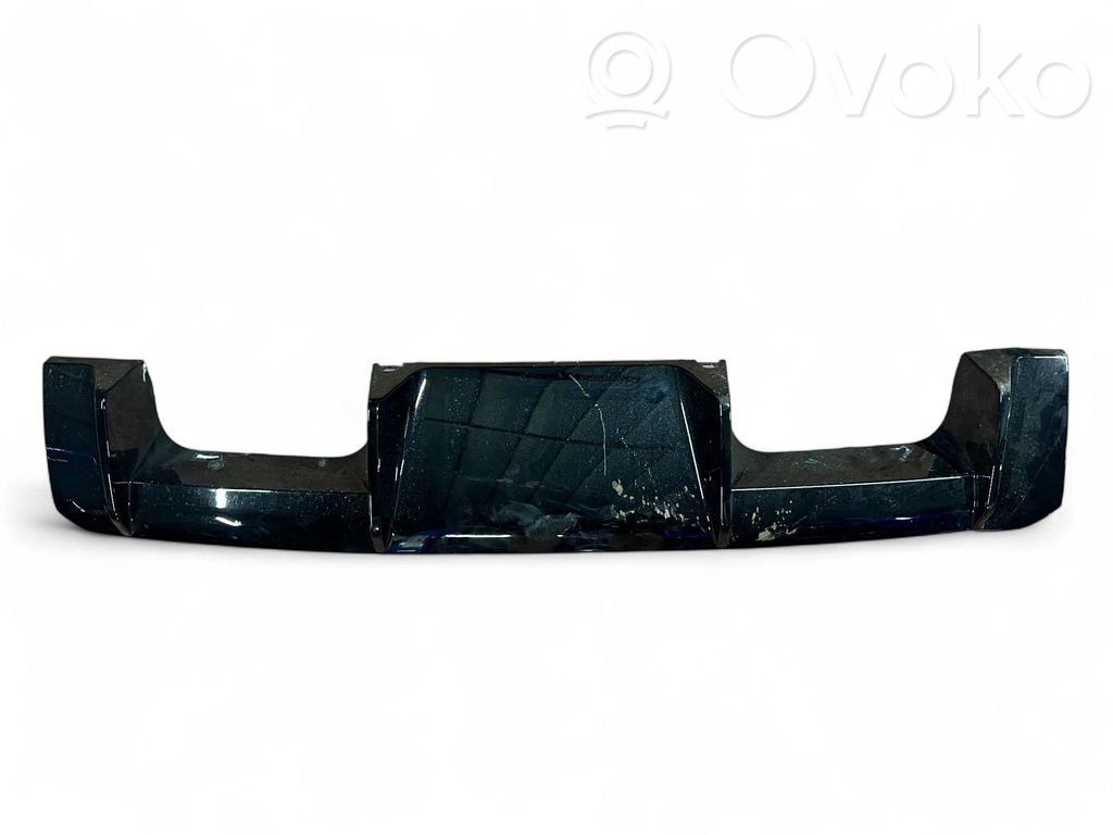 BMW M4 G82 G83 Moldura inferior del parachoques trasero 