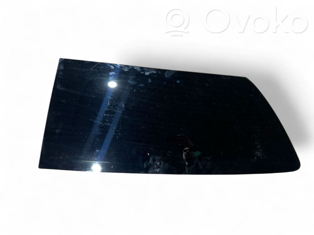 Chrysler Pacifica Rear side window 