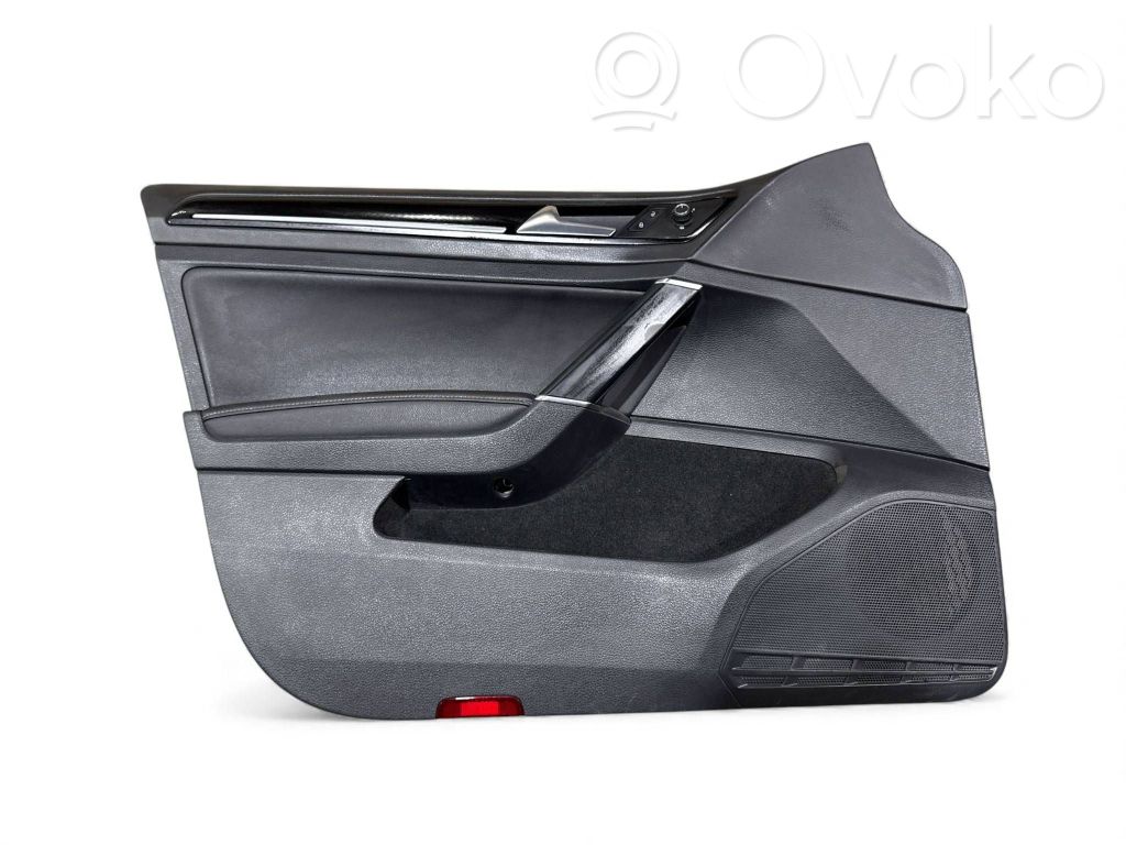 Volkswagen Golf VII Boczki / Poszycie drzwi przednich 