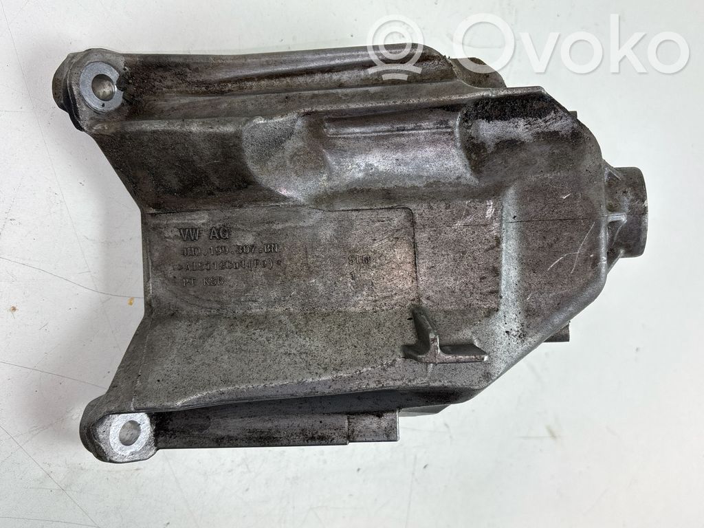 Audi A5 Engine mounting bracket 