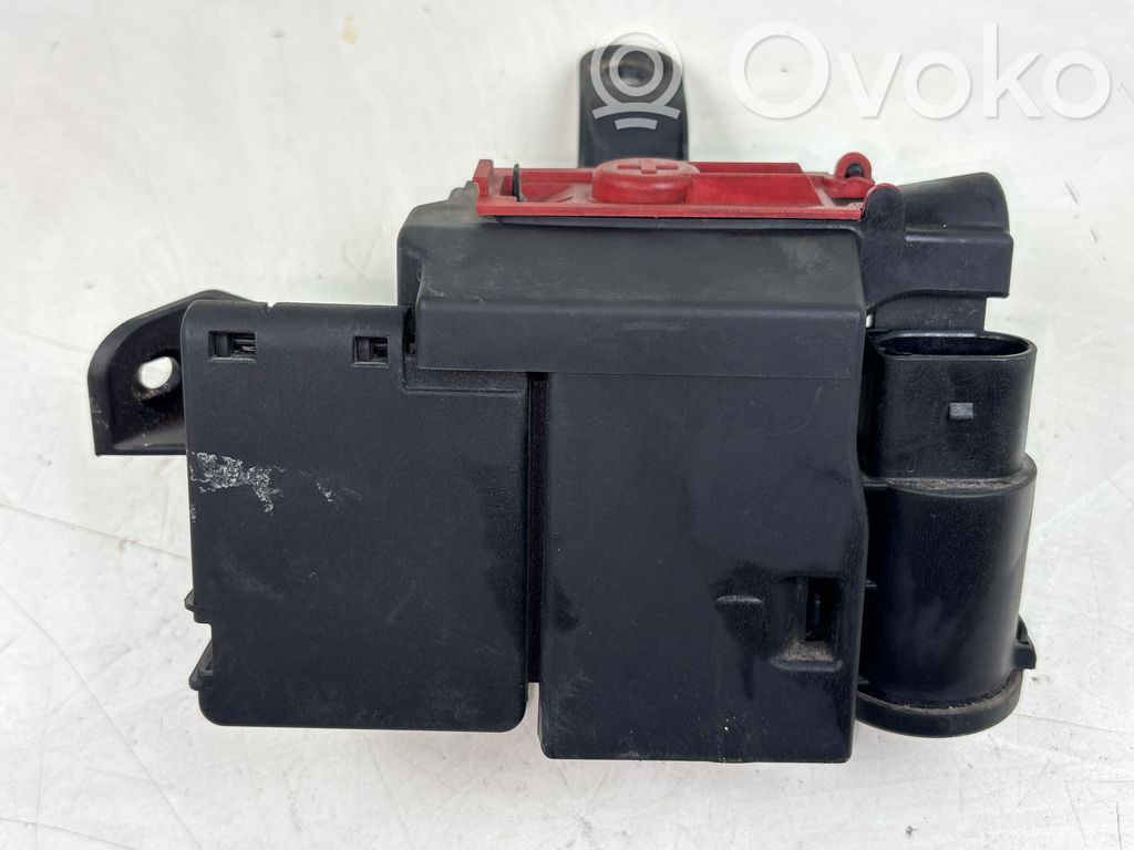 Current control relay   8W0941823F