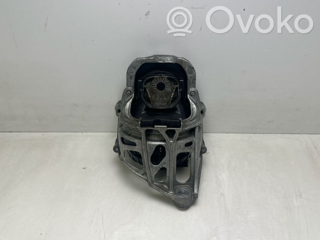 Audi A5 Engine mount bracket 