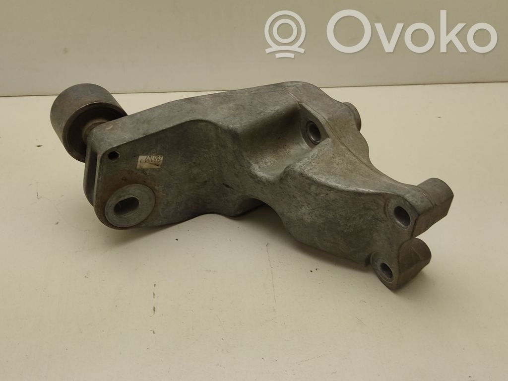 Ford Mustang VI Engine mounting bracket 