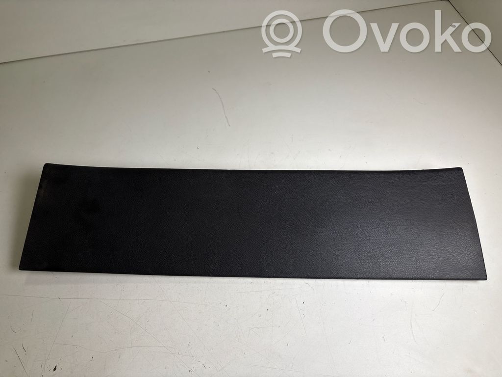 Dodge Durango III Tailgate/trunk upper cover trim 
