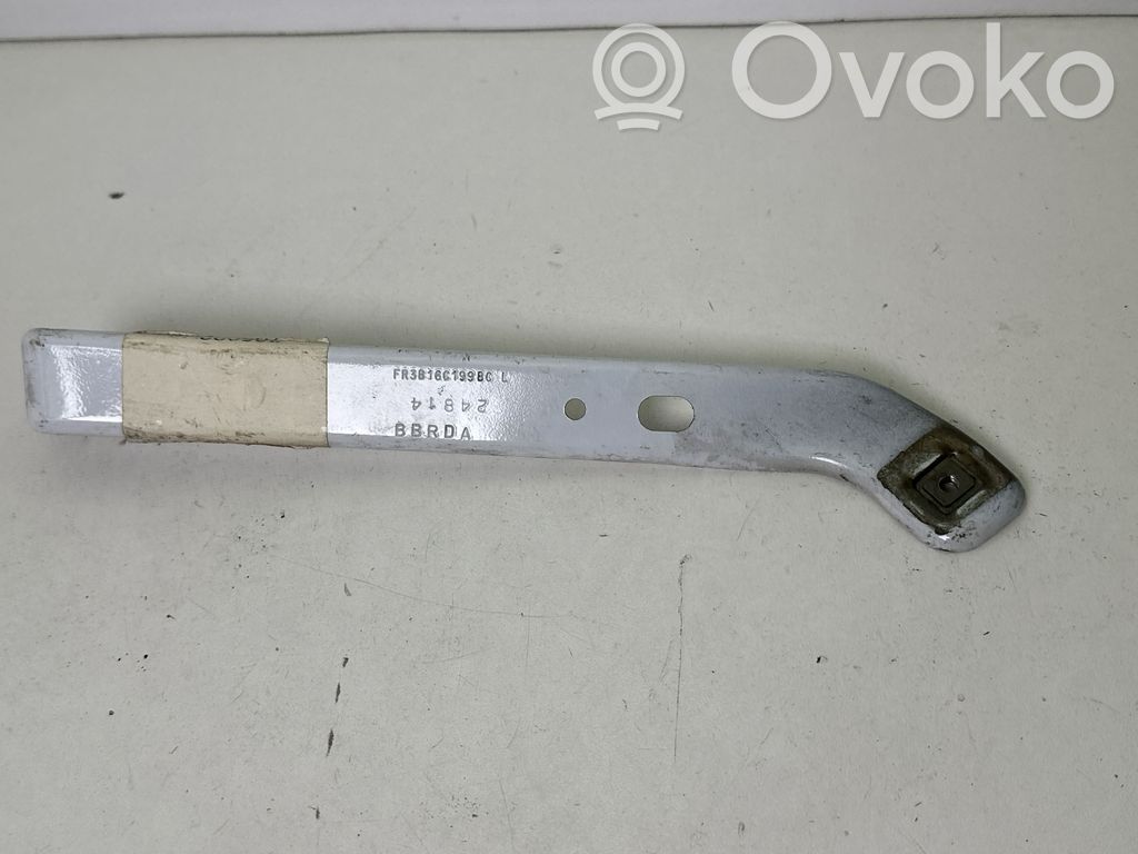 Ford Mustang VI Bridă fixare aripă față 
