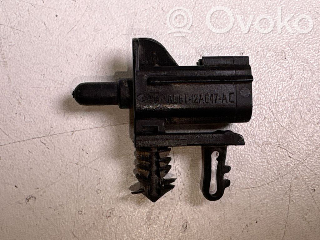 Ford Mustang VI Sensor de temperatura interna/externa 