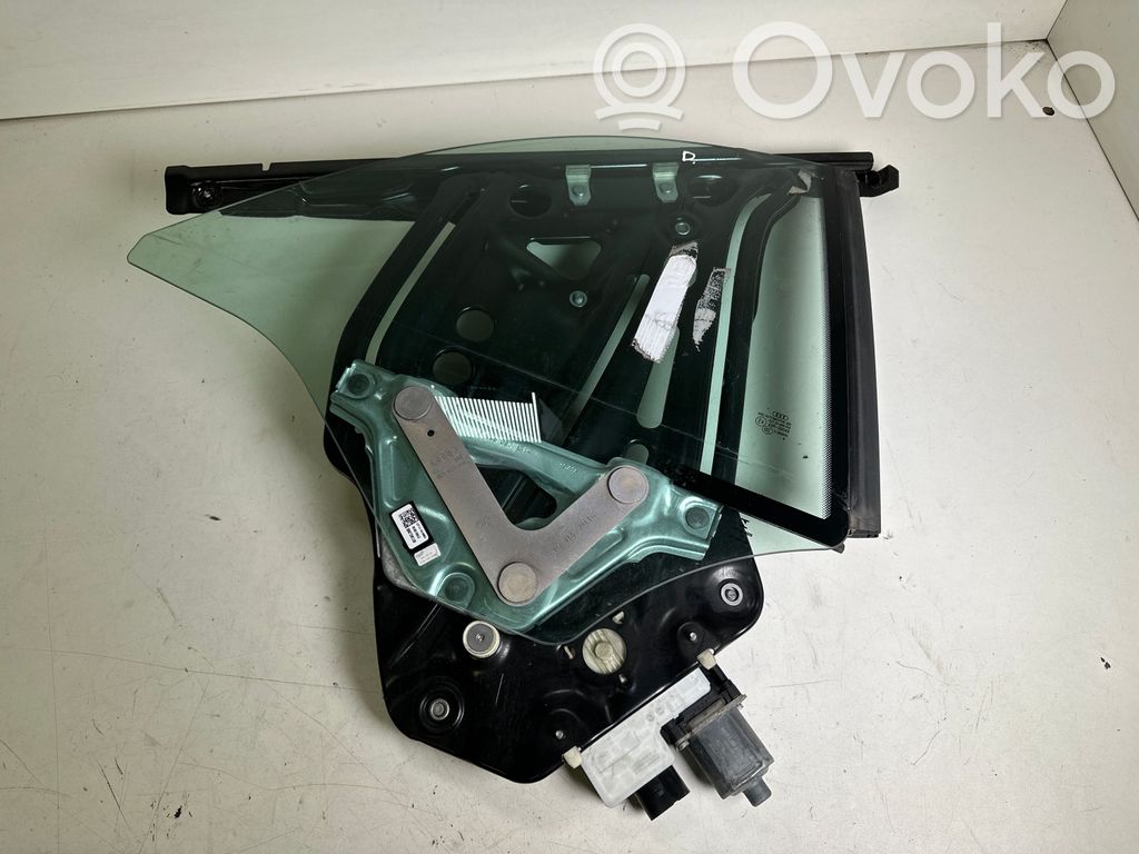 Audi A3 S3 8V Geam lateral spate 