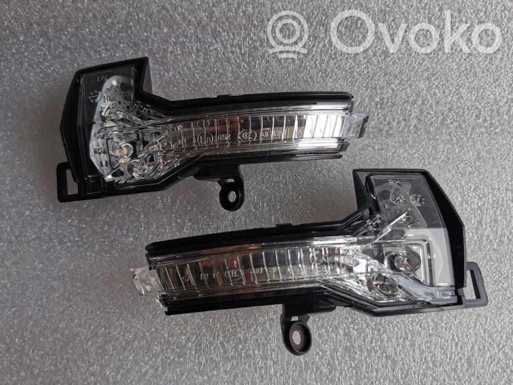 Volkswagen Polo VI Spiegelblinker 