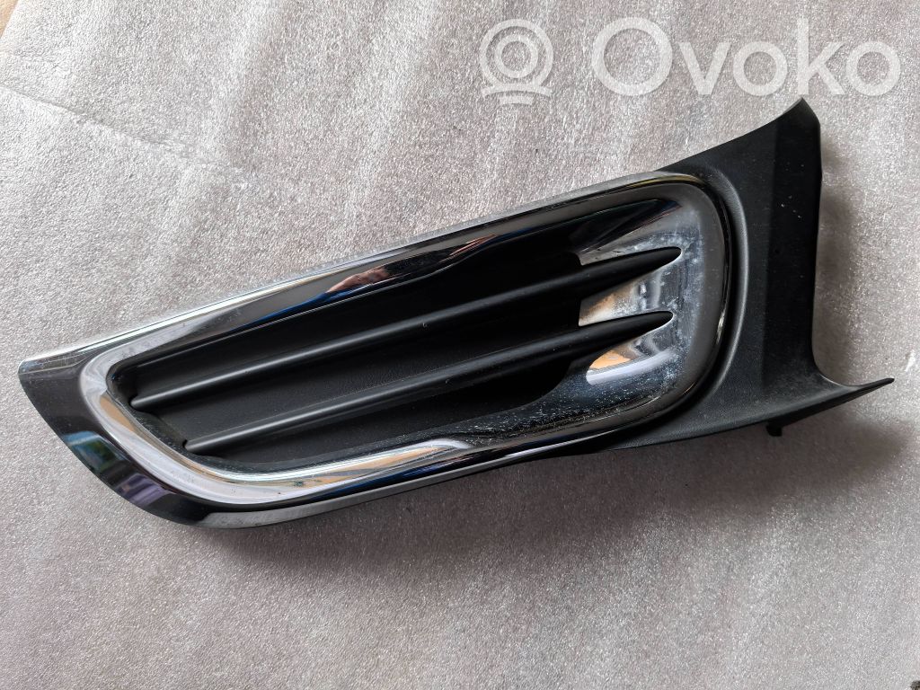Citroen C3 Picasso Front bumper lower grill 