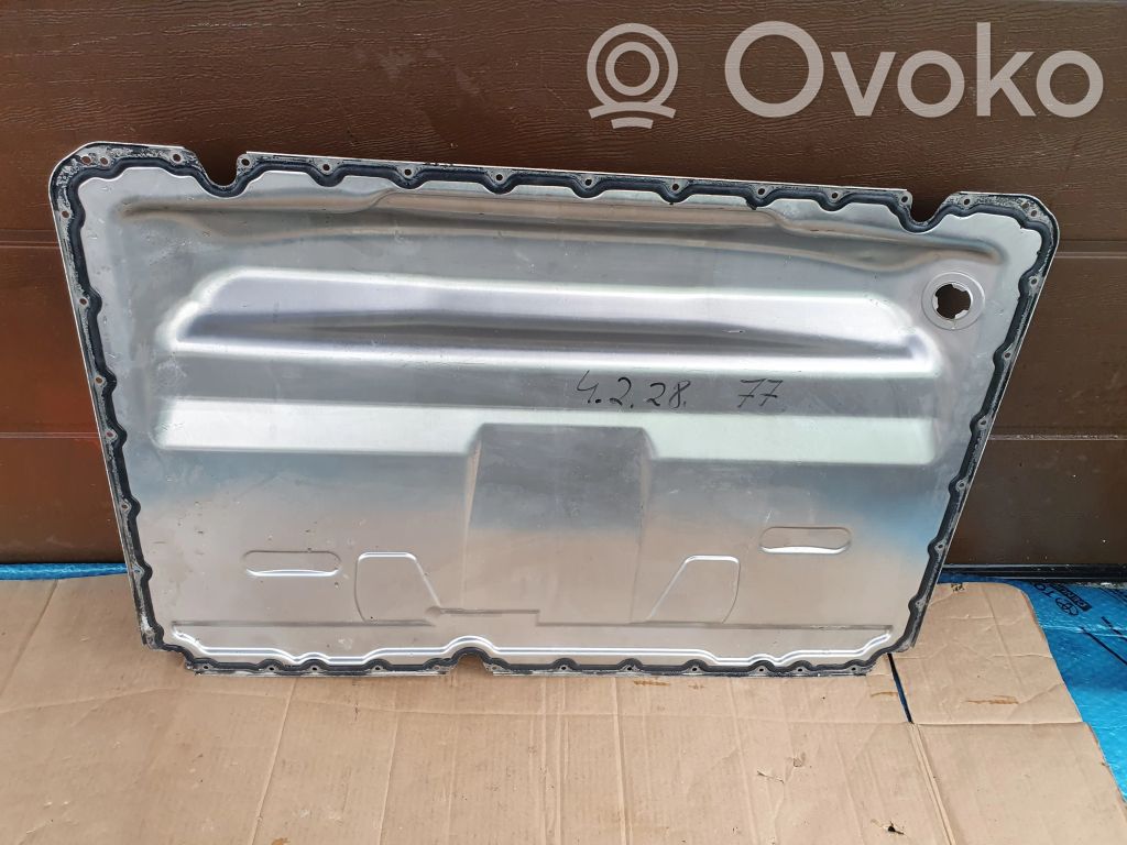 Skoda Superb B8 (3V) Vidurinė dugno apsauga 