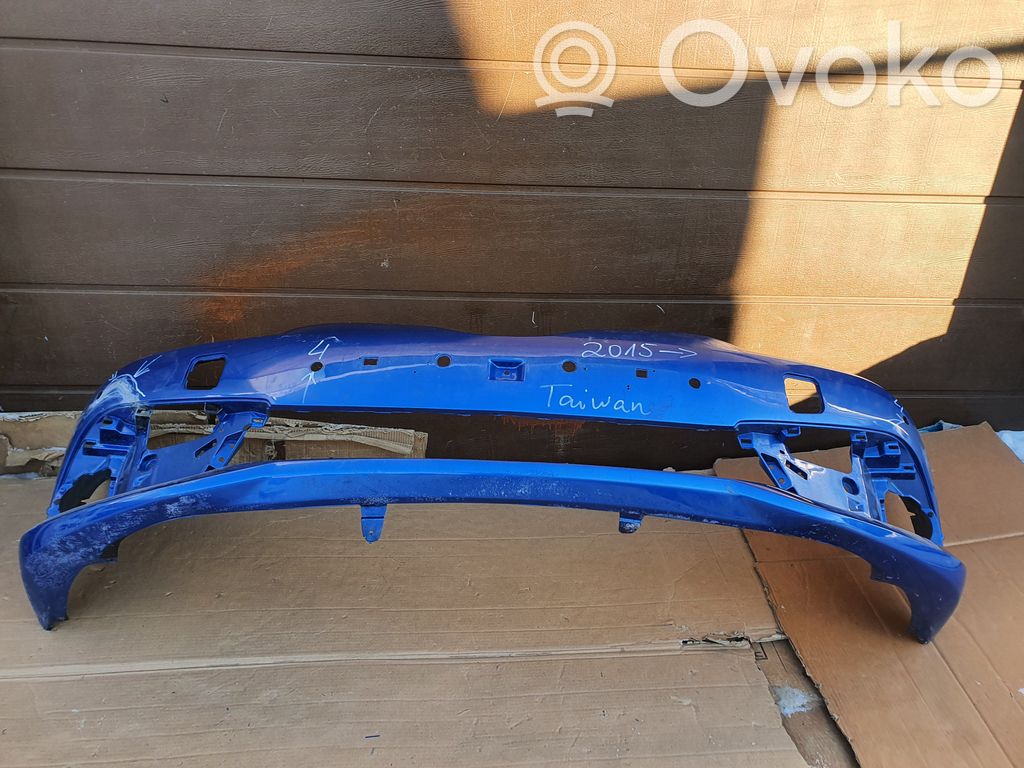 Toyota Auris E180 Front bumper 