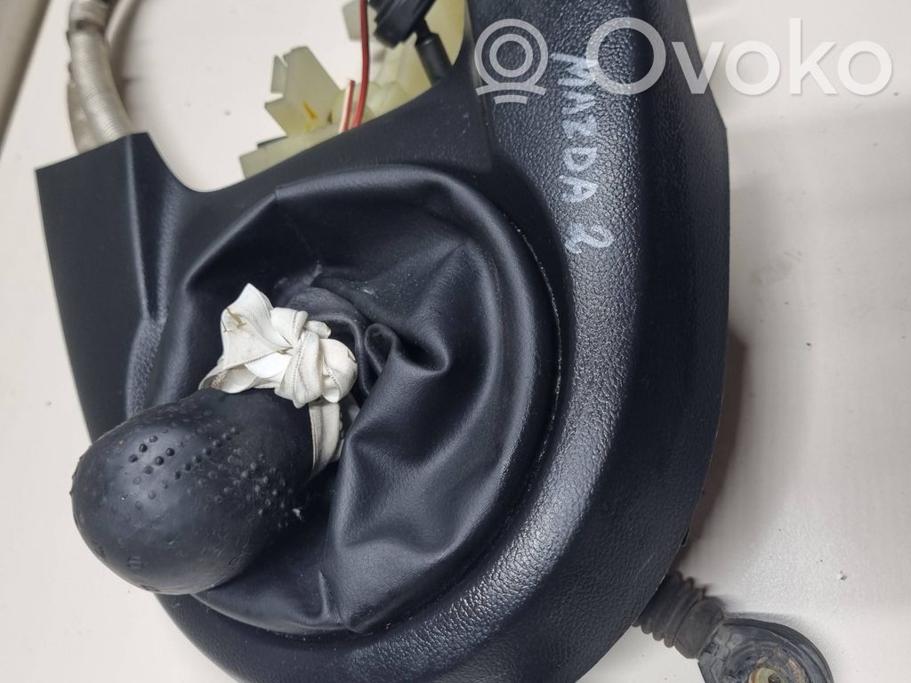 Mazda 2 Gear shifter/selector 