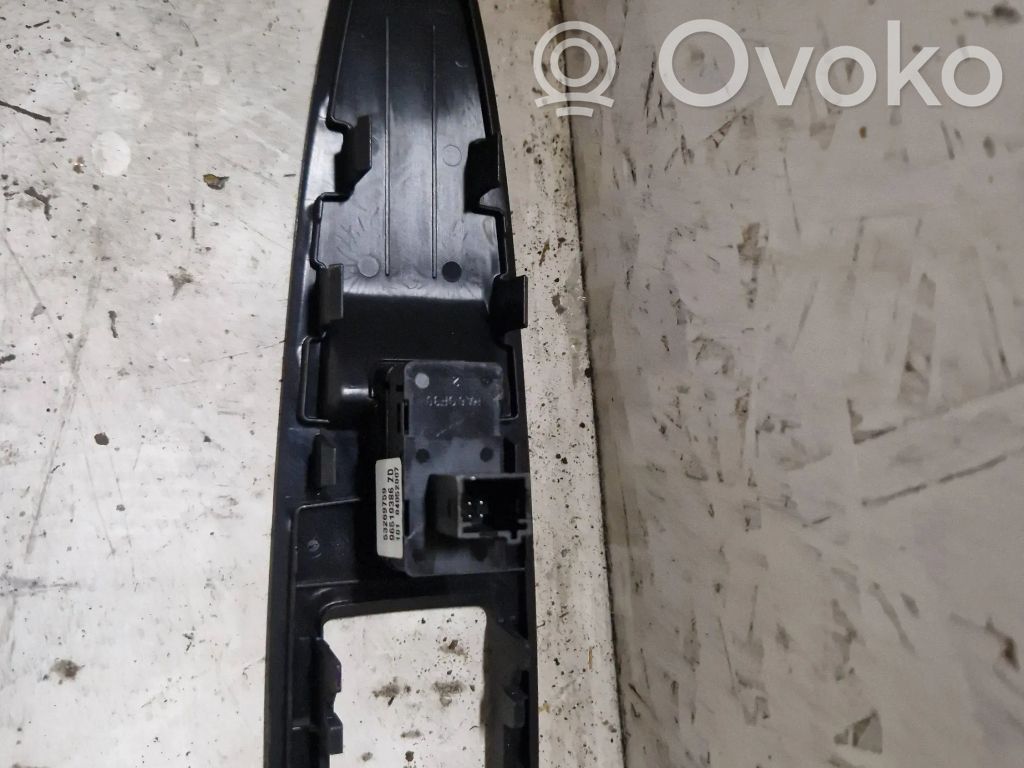 Citroen C6 Electric window control switch 