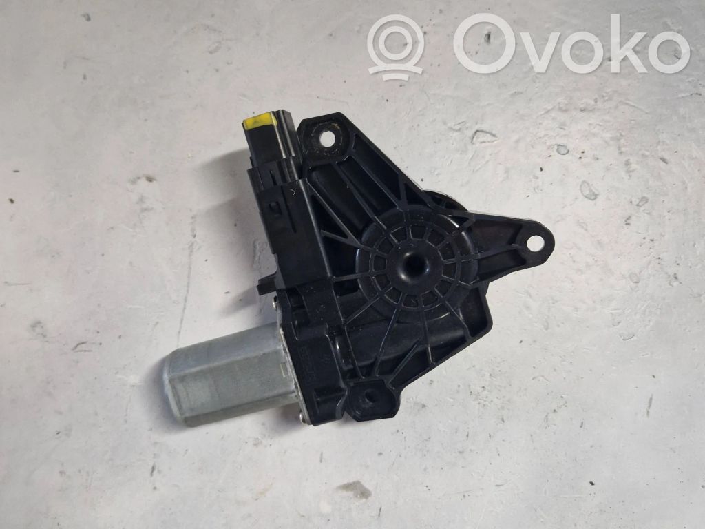 Volvo V40 Rear door window regulator motor 