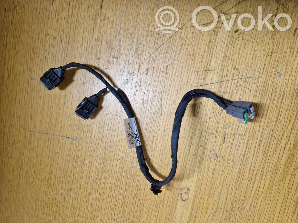 Citroen C4 Grand Picasso Gniazdo / Złącze USB 