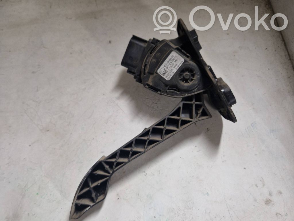 Ford Transit Akceleratoriaus pedalas 