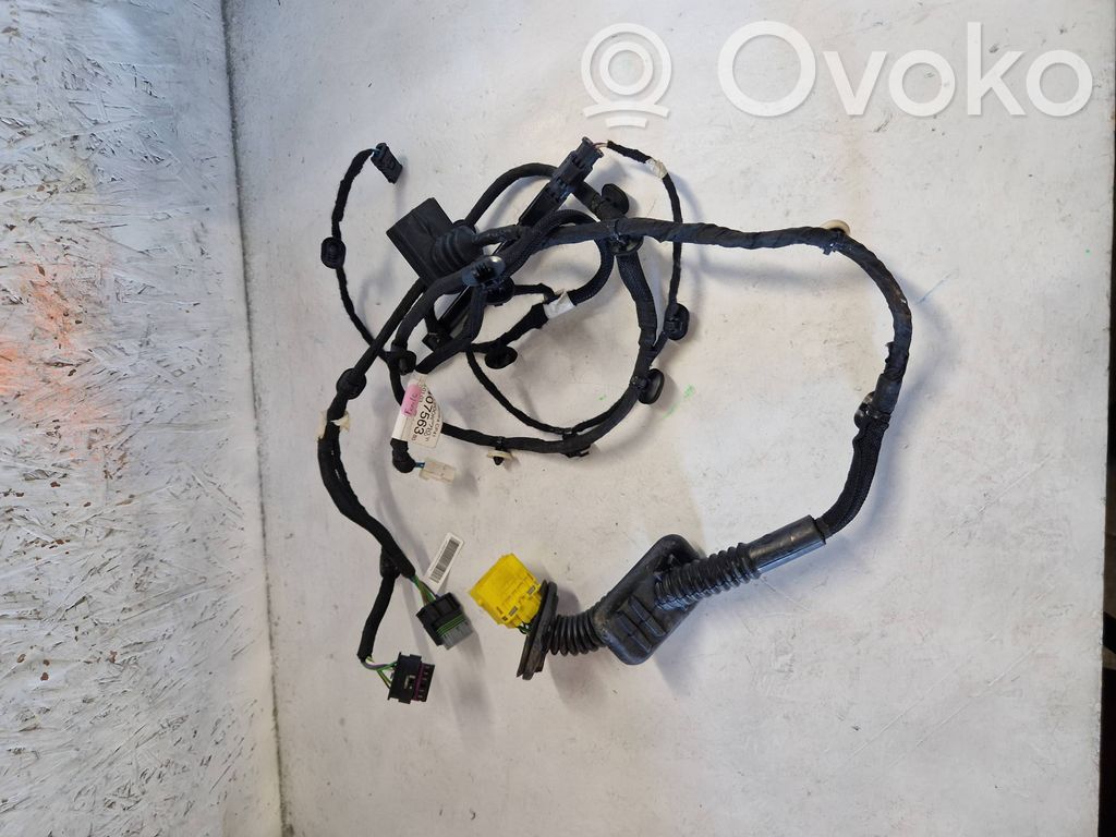 Citroen C4 III e-C4 Aizmugurējo durvju vadu instalācija 