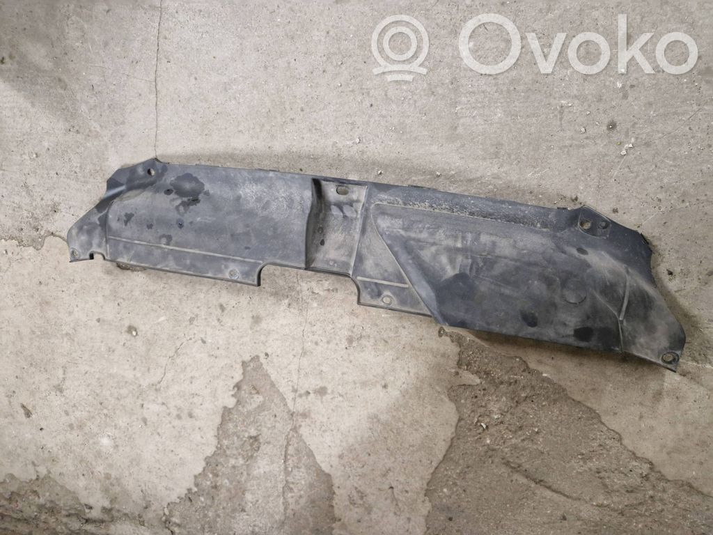 Audi A5 8T 8F Radiatorių apdaila 