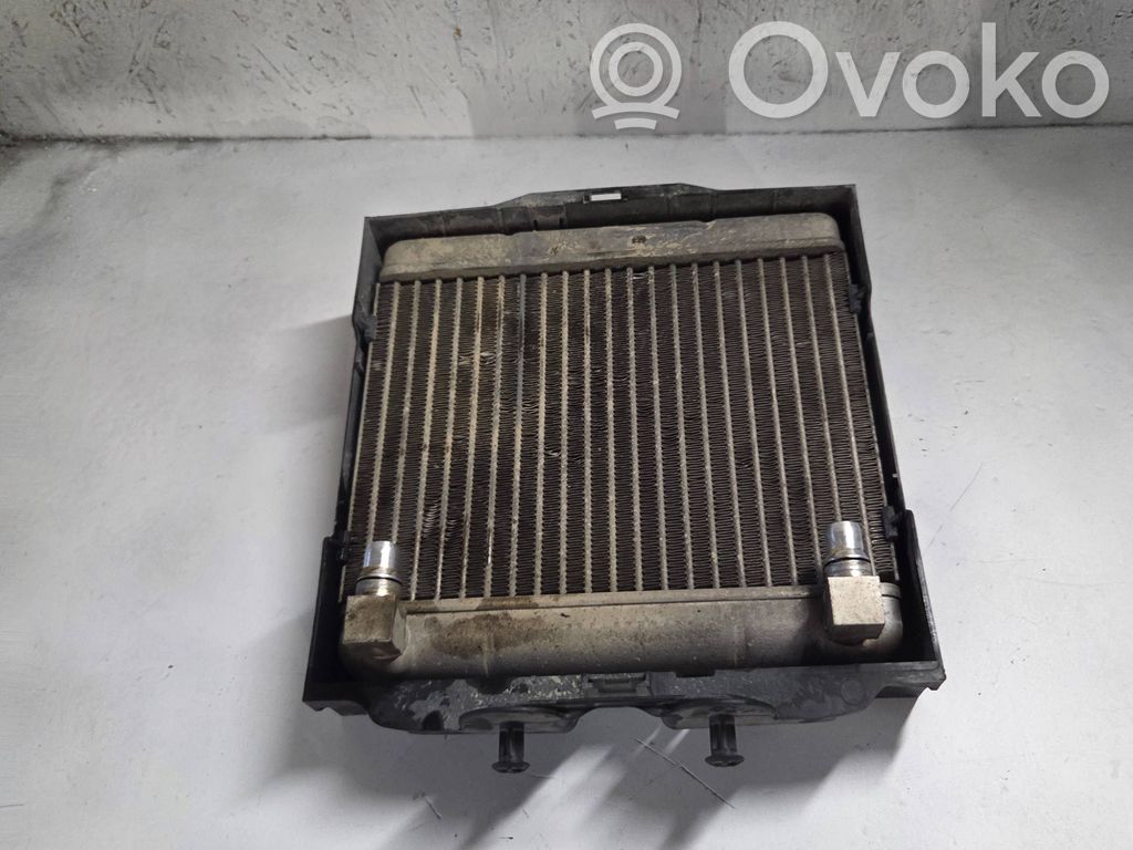 BMW 7 F01 F02 F03 F04 Chłodnica oleju 