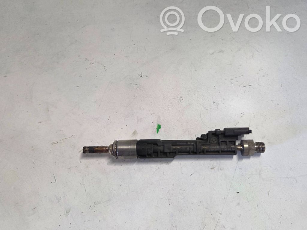 BMW 7 F01 F02 F03 F04 Polttoainesuutin 
