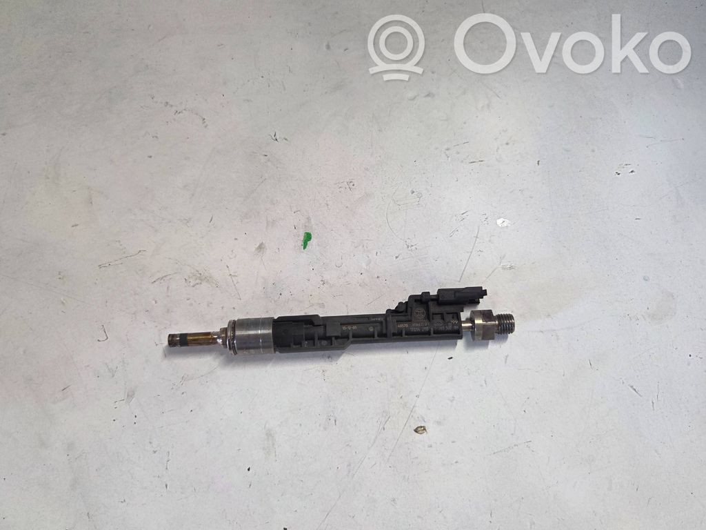 BMW 7 F01 F02 F03 F04 Polttoainesuutin 