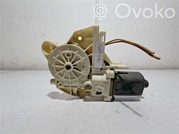 Ford Focus Front door window regulator motor 