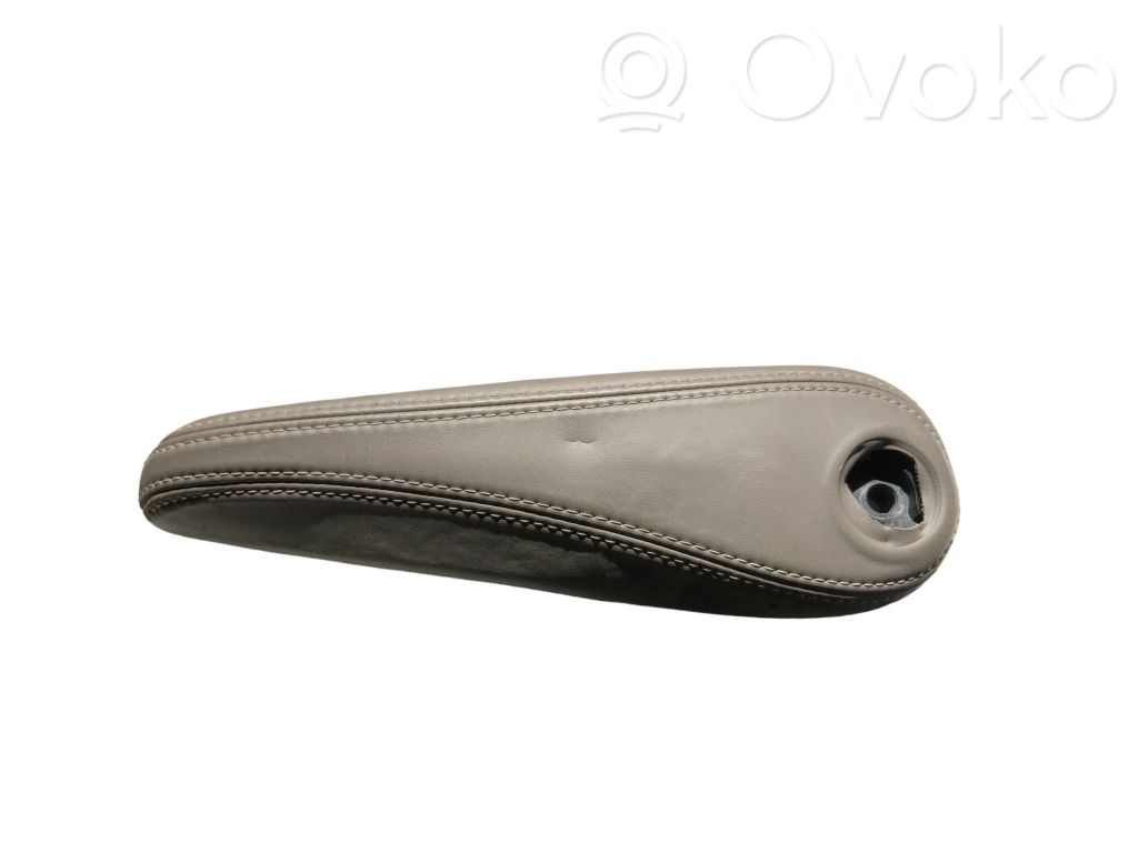 Chrysler Pacifica Armlehne des Rücksitzes 