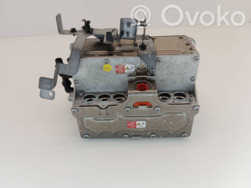 Cupra Formentor Voltage converter/converter module 