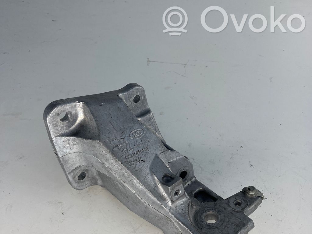 Land Rover Defender Engine mounting bracket 