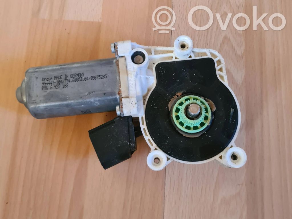BMW 5 E60 E61 Front door window regulator with motor 