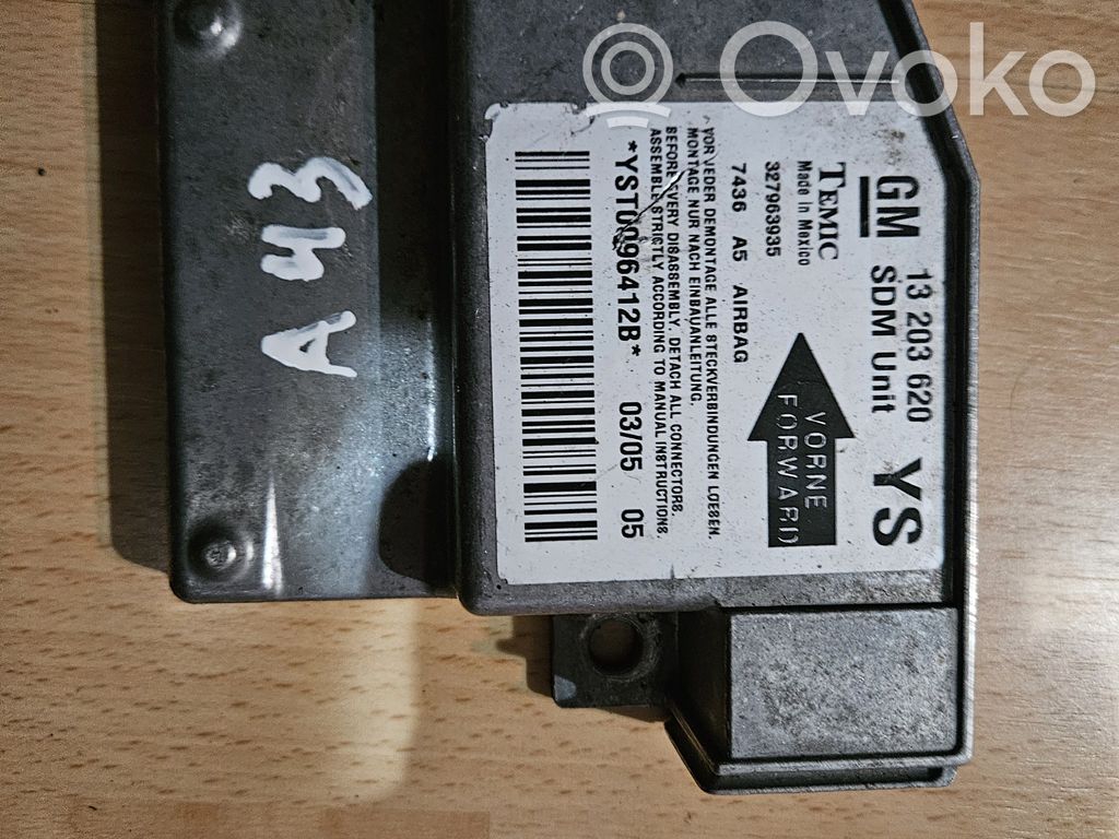 Opel Zafira A Airbag control unit/module 