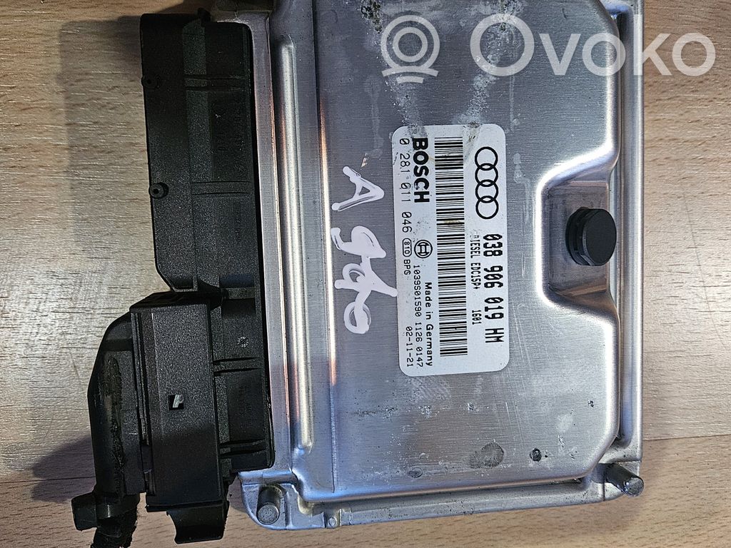 Audi A4 S4 B6 8E 8H Engine control unit/module 
