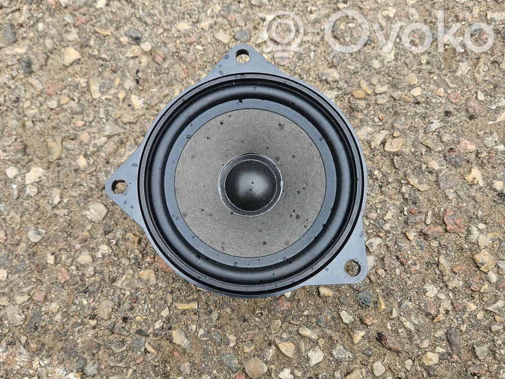 BMW X3 E83 Altavoz de la puerta delantera 