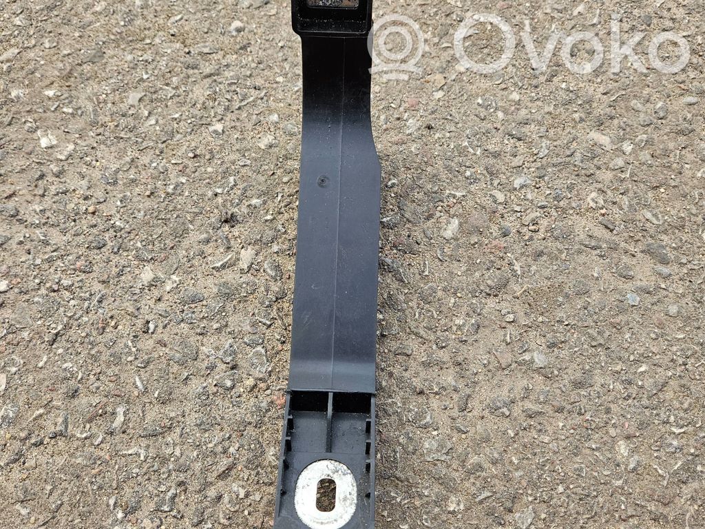 Audi Q3 F3 Support, fixation radiateur 