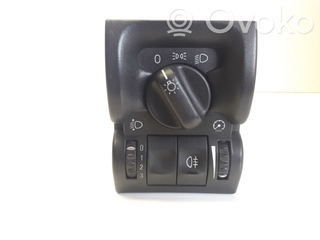 Light switch   90504970,53142801